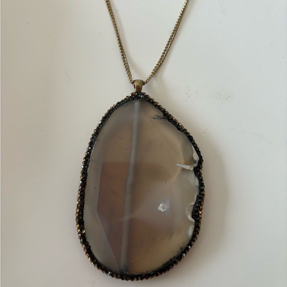 Stone Pendant Necklace Gray With Rhinestones - Picture 2 of 11